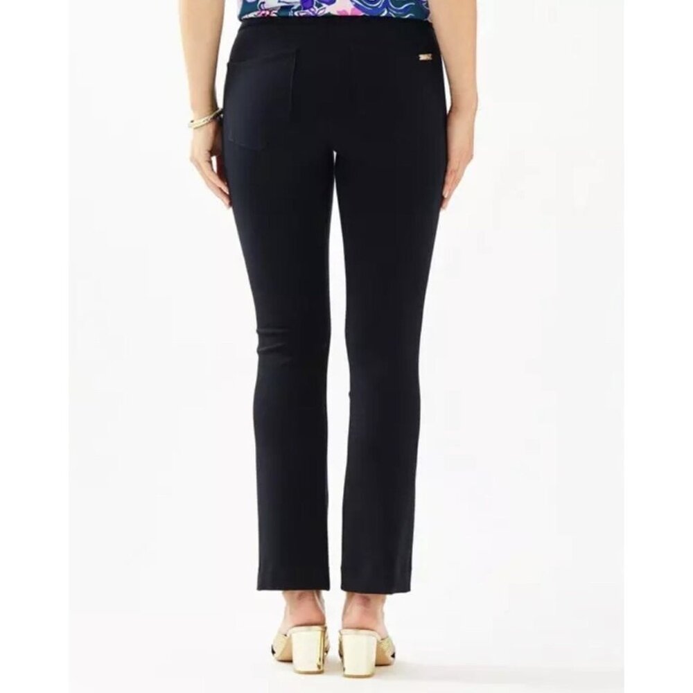 Lilly Pulitzer Mia Crop Flare Ponte Pant in Onyx Black Size Small (S) - Picture 2 of 5